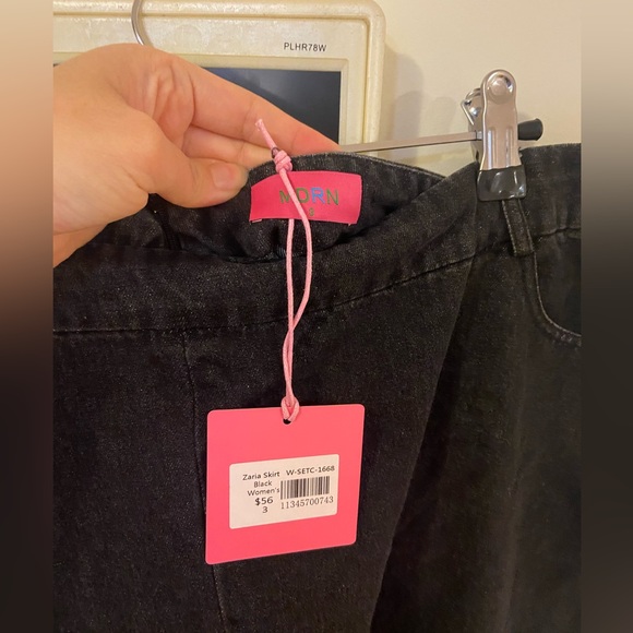 Black distressed fringed denim skirt - Picture 6 of 6